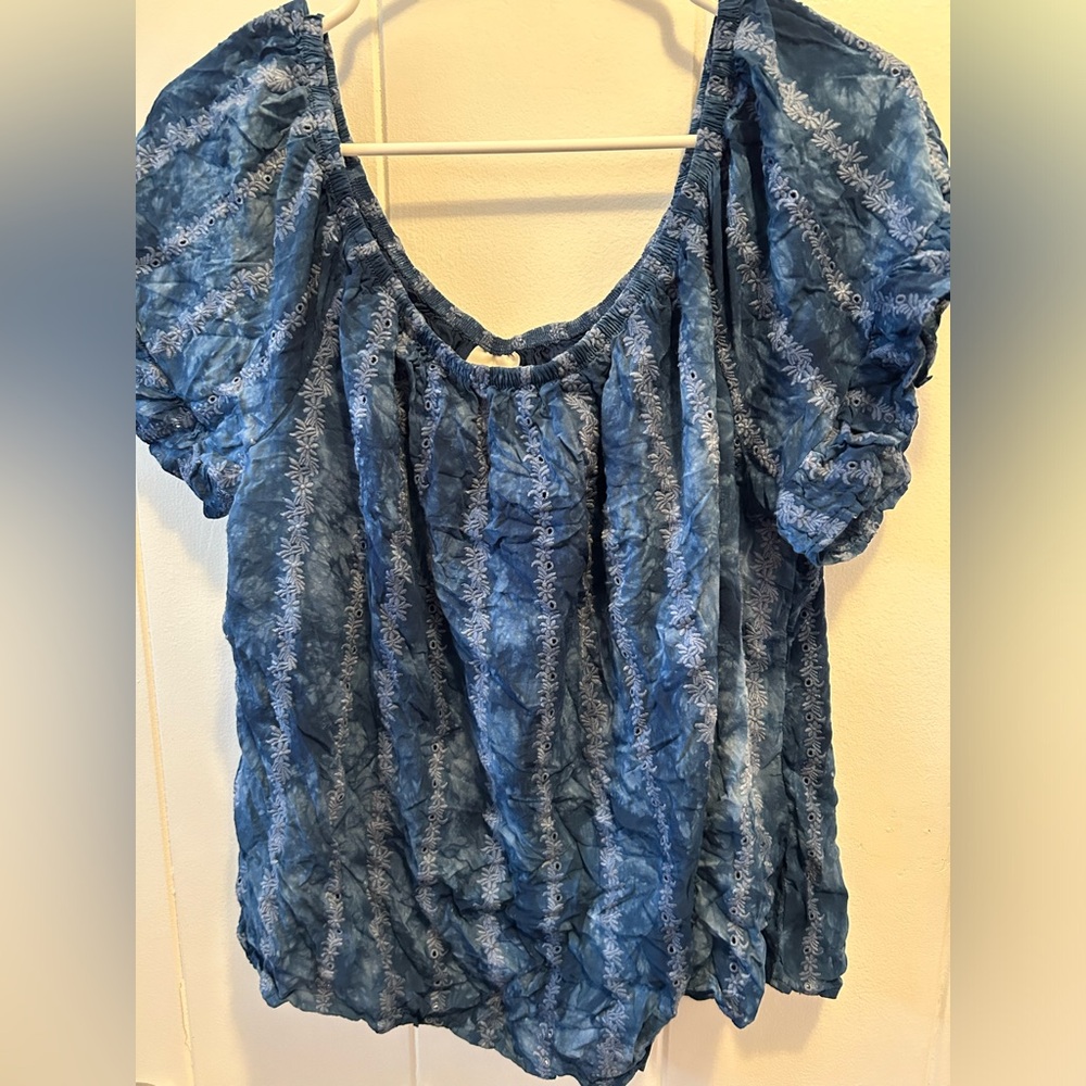 Knox Rose Elastic Shoulder Top